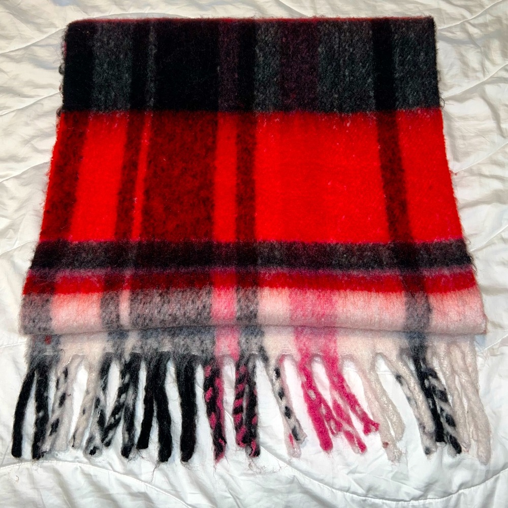 Banana Republic Polyester Plaid Blanket Scarf